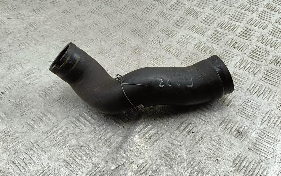 патрубок интеркулера Opel Zafira A 2002, 2.2 л., дизель, МКПП, чёрный, минивэн, 24451329