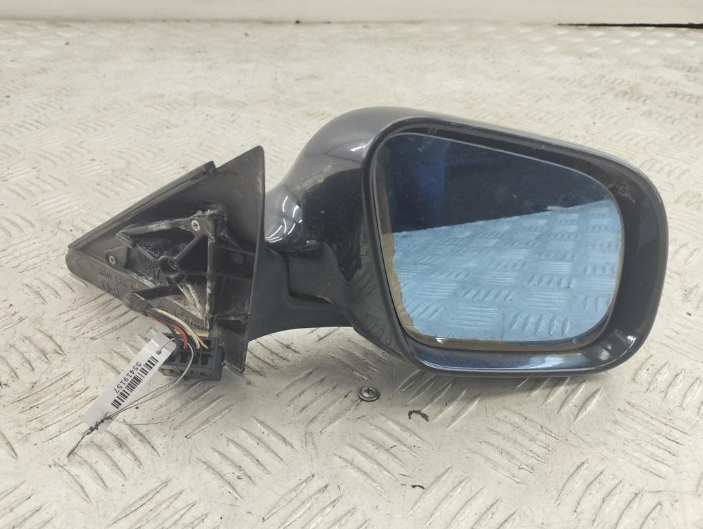 зеркало правое Audi A4 B5 2001, 1.9 л., дизель, МКПП, чёрный, универсал