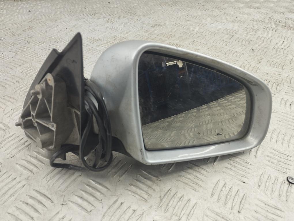 зеркало правое Audi A4 B6 2002, 2.0 л., бензин, МКПП, серый, универсал