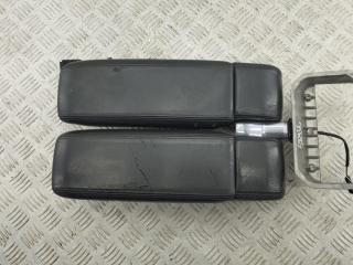 подлокотник Audi A8 D2 2002, 4.2 л., бензин, АКПП, чёрный, седан, 4D0864335