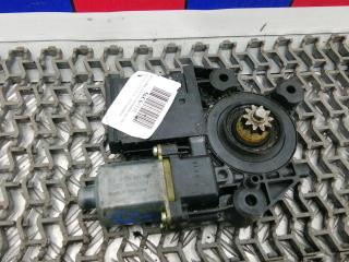 моторчик стеклоподъемника задний левый Renault Scenic 3 поколение 2010, 1.5 л., дизель, МКПП, минивэн, 827310166R