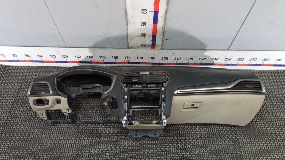 панель передняя салона (торпедо) Ford Fusion 2004-2012 2015, 2.0 л., EcoBoost, бензин, АКПП, седан, DS7Z5404320AA - фото №1
