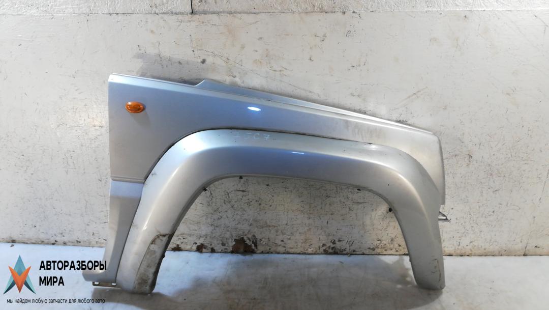 крыло переднее правое Jeep Cherokee KJ 2002, 2.5 л., дизель, МКПП, внедорожник 5 дв. - фото №1