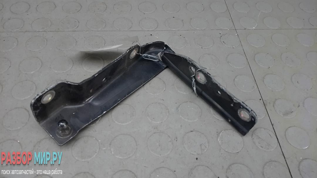 петля капота SsangYong Rexton Y200 2004, 2.7 л., дизель, МКПП, внедорожник 5 дв., 6182008001, 6181008001 - фото №1