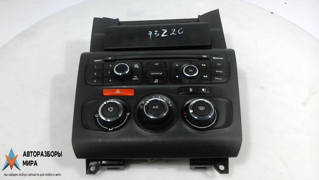 консоль салона (центральная часть) Citroen C4 2 поколение 2011, 1.6 л., HDi 8V, дизель, МКПП, хетчбэк 5 дв., 6155JD - фото №1