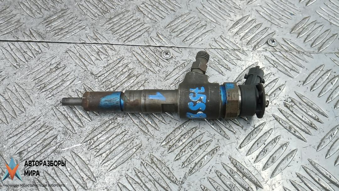 форсунка Peugeot 207 1 поколение 2008, 1.4 л., дизель, МКПП, хетчбэк 5 дв., 0445110252 - фото №1