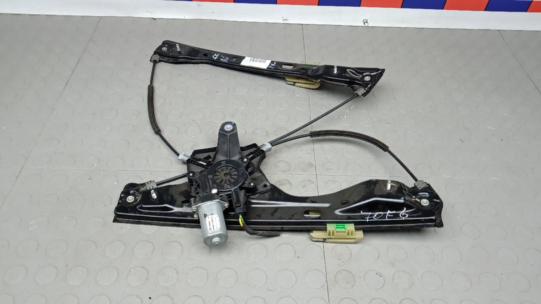 стеклоподъемник задний правый Chevrolet Cruze 2 поколение 2017, 1.4 л., бензин, АКПП, седан, 95999490 - фото №1