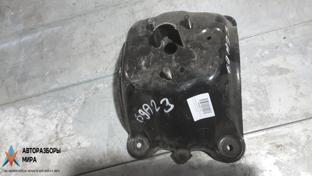 крепление запаски Toyota RAV4 3 поколение (XA30) 2006, 2.0 л., бензин, МКПП, внедорожник 5 дв. - фото №1