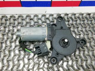 моторчик стеклоподъемника передний правый Mercedes-Benz Vito W639 2004, 2.2 л., CDI 111, дизель, МКПП, минивэн