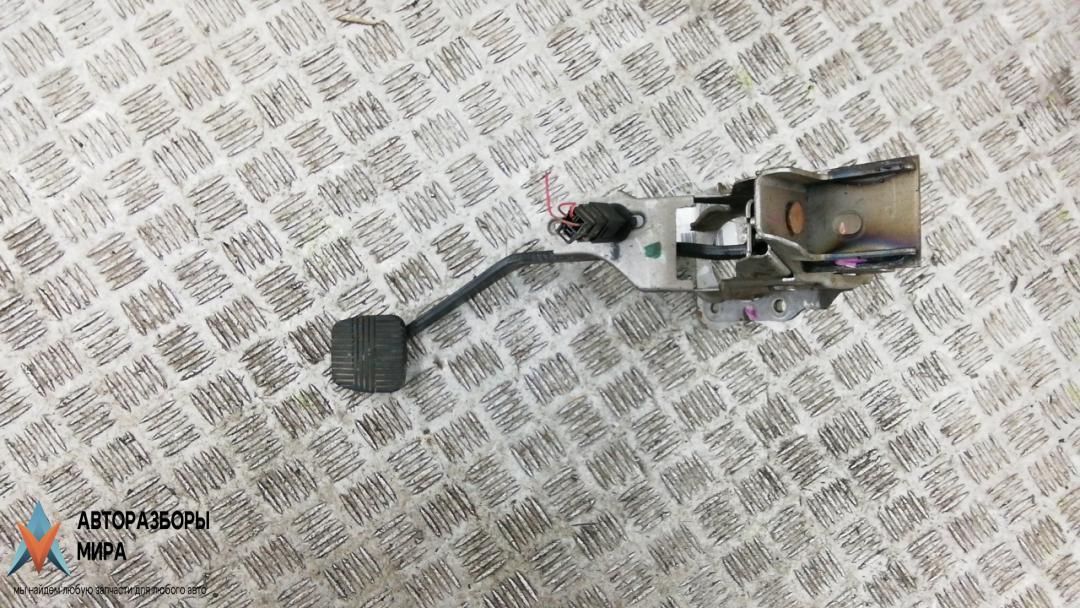 педаль тормоза Nissan Primera P12 2002, 2.0 л., бензин, МКПП, универсал, 46501AV600 - фото №1