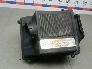 корпус воздушного фильтра Chevrolet Suburban 4 поколение [рестайлинг] 2006, 5.3 л., бензин, АКПП, внедорожник 5 дв., 15174973