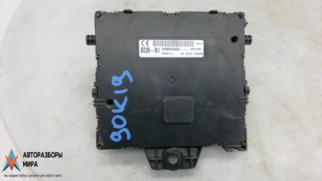 блок комфорта Renault Kangoo 2 поколение 2010, 1.5 л., дизель, МКПП, 8200924035 - фото №1