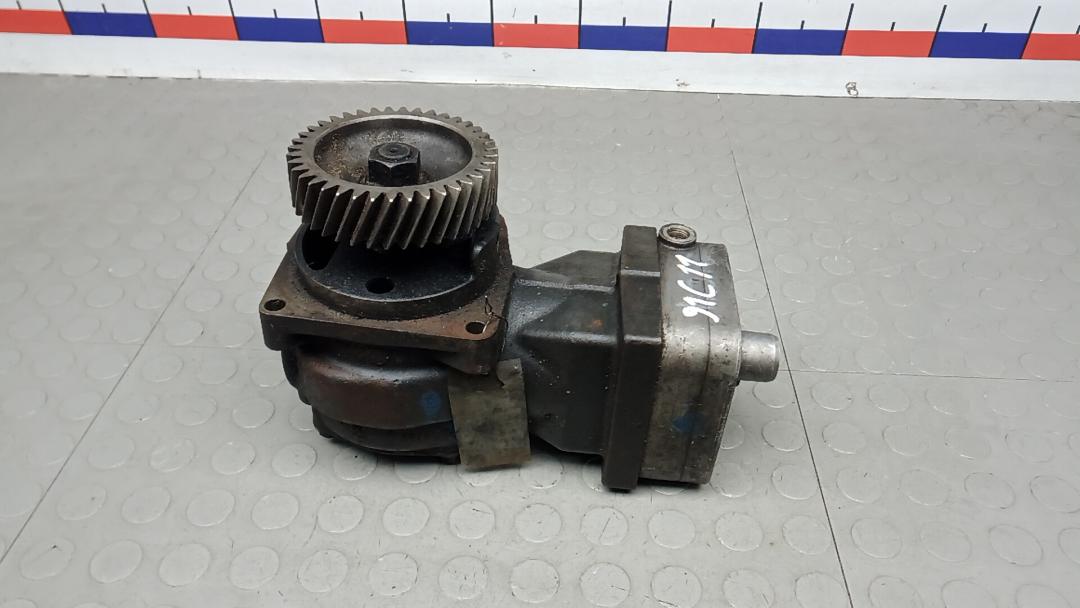 насос вакуумный Mercedes-Benz Vario 1 поколение 2005, 4.2 л., D 814D, дизель, МКПП, микроавтобус - фото №1