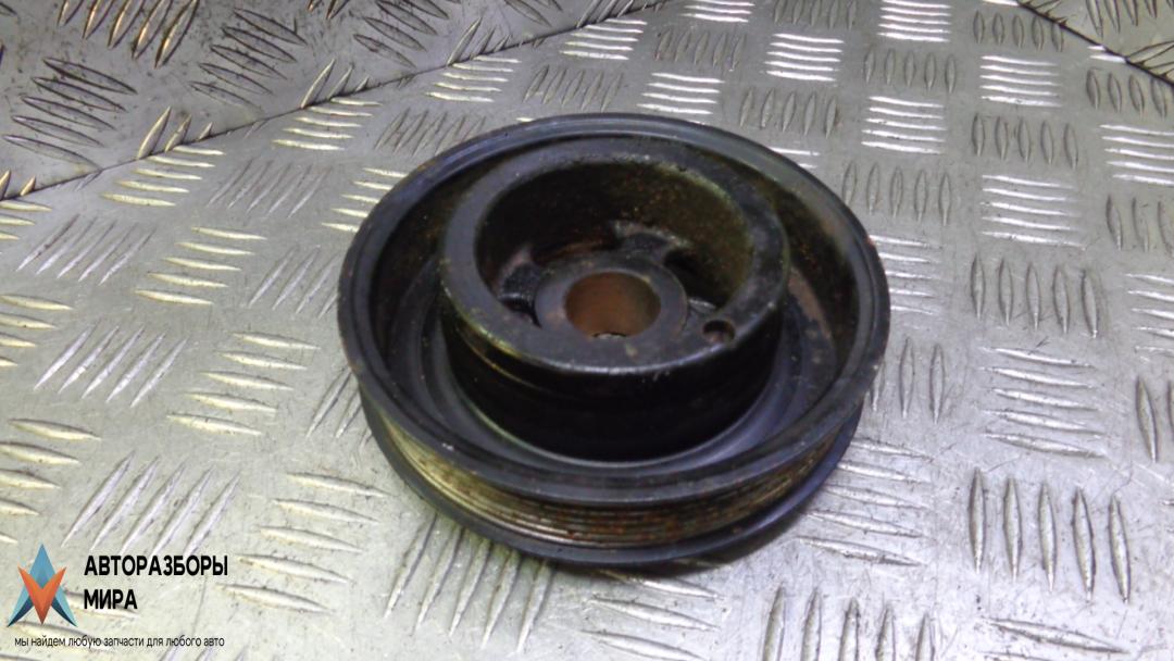 Шкив коленвала бензиновый Ford Fiesta 6 поколение 2010, 1.3 л., бензин, МКПП, хетчбэк 5 дв., 1752282 - фото №1