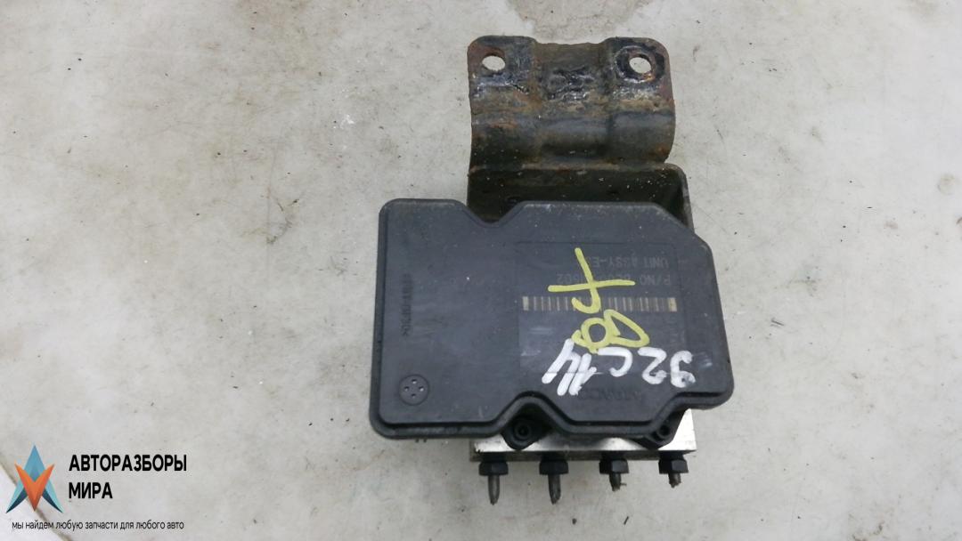 блок ABS Hyundai i40 VF 2012, 1.7 л., дизель, МКПП, универсал, 589203Z910, 589203Z905 - фото №1