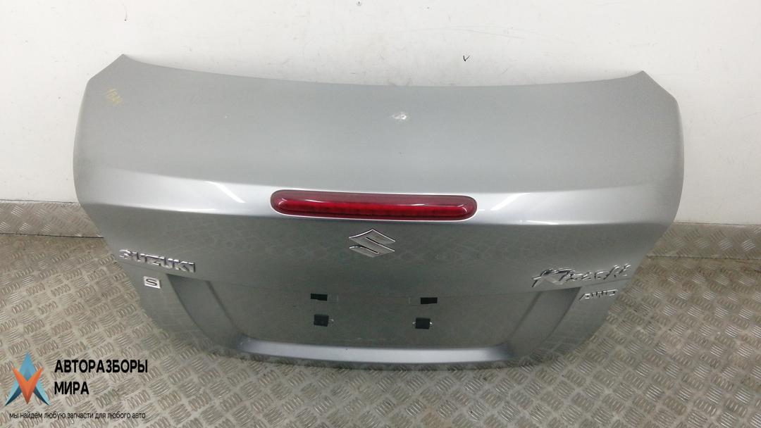 крышка багажника Suzuki Kizashi 1 поколение 2011, 2.4 л., бензин, вариатор, седан - фото №1