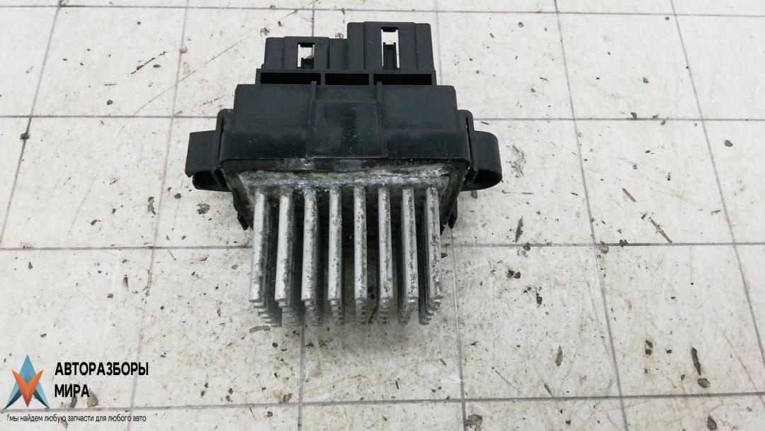 сопротивление печки Chevrolet Tahoe GMT900 2011, 5.3 л., бензин, АКПП, пикап, 13598090 - фото №1