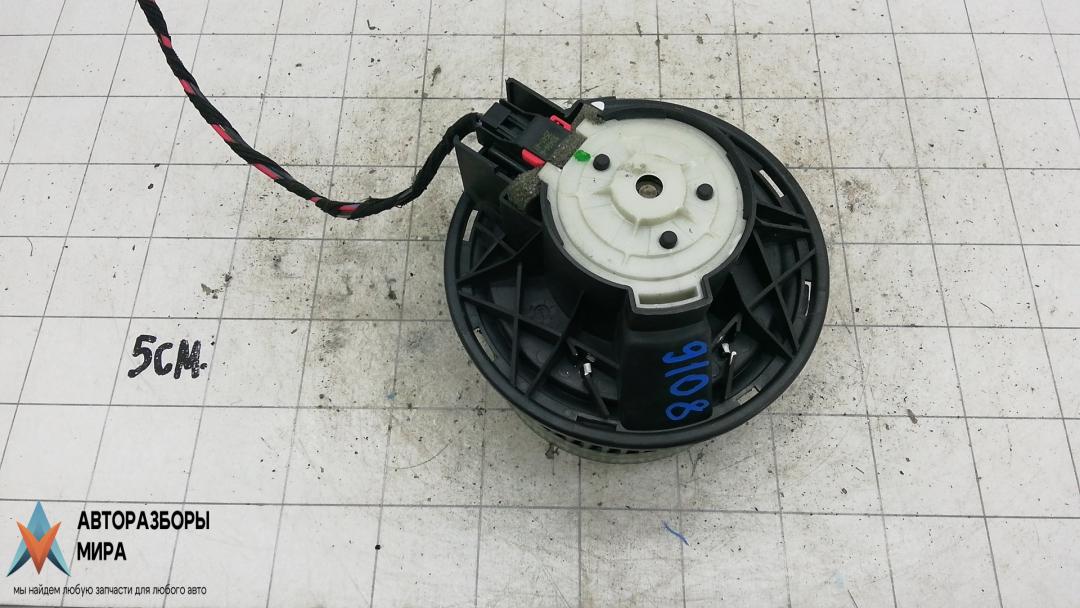 моторчик печки Jeep Cherokee KJ 2002, 2.5 л., дизель, МКПП, внедорожник 5 дв., 68025409AA, 68028890AA, 5066553AA, 5139720AA, K68025409AA, K05066553AA, K68028890AA, K05139720AA - фото №1