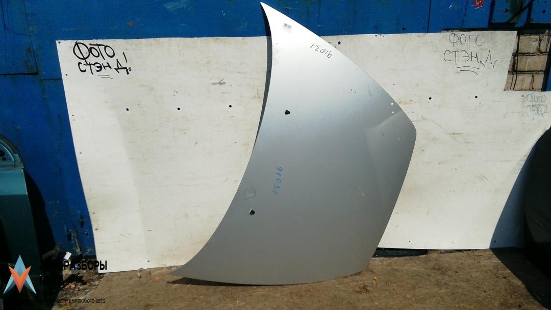 капот Volvo S40 2 поколение 2005, 1.6 л., дизель, МКПП, седан - фото №1