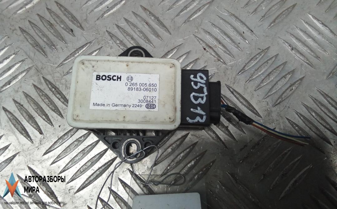 блок управления (другие) Toyota Auris 1 поколение 2009, 2.2 л., D-CAT, дизель, МКПП, хетчбэк 5 дв., 8918306010 - фото №1