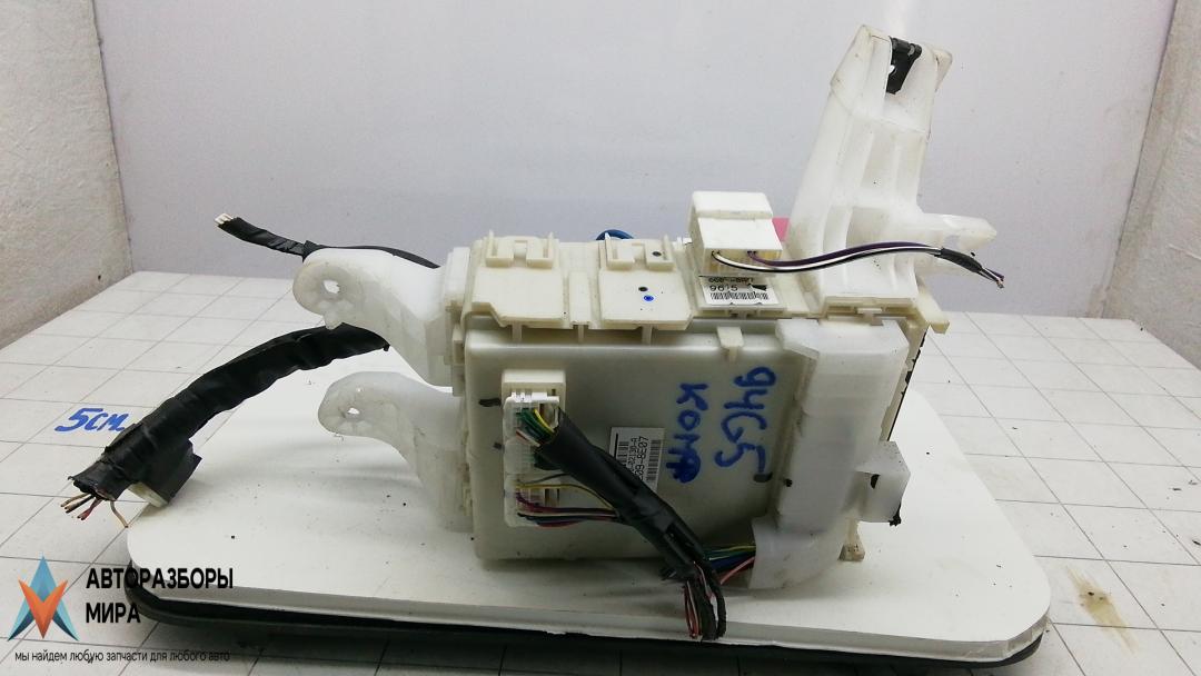 блок комфорта Toyota Auris 1 поколение 2008, 1.6 л., бензин, МКПП, хетчбэк 5 дв., 8273002340 - фото №1