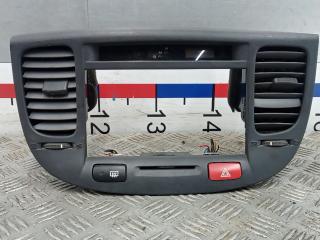 кнопка аварийной сигнализации Kia Rio 2 поколение [рестайлинг] 2009, 1.4 л., бензин, МКПП, хетчбэк 5 дв., 937901G000, 937901G900