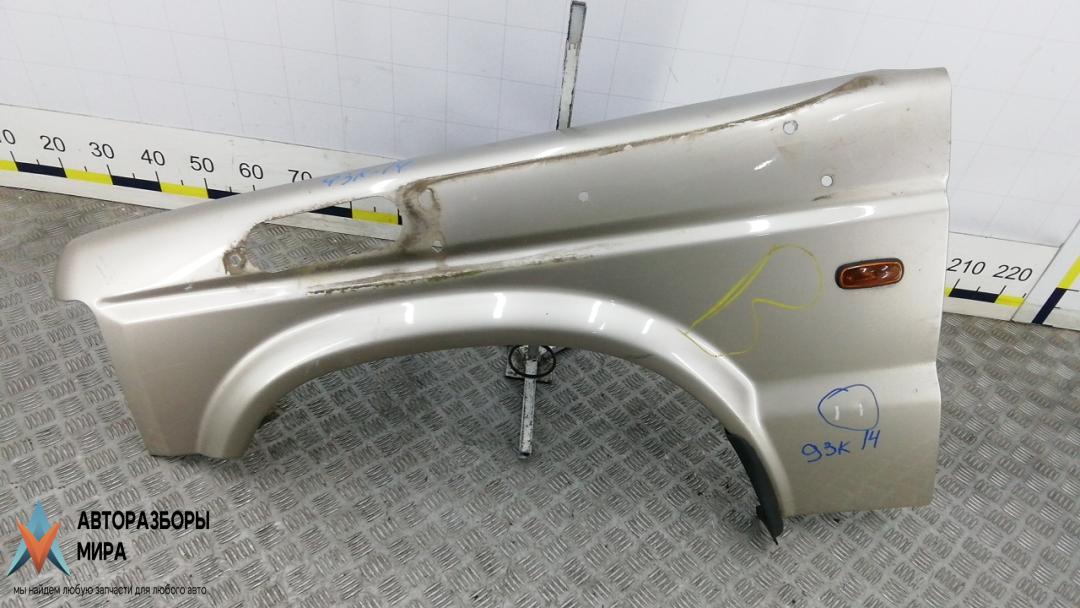 крыло переднее левое Land Rover Discovery 2 поколение 2000, 2.5 л., дизель, МКПП, внедорожник 5 дв. - фото №1