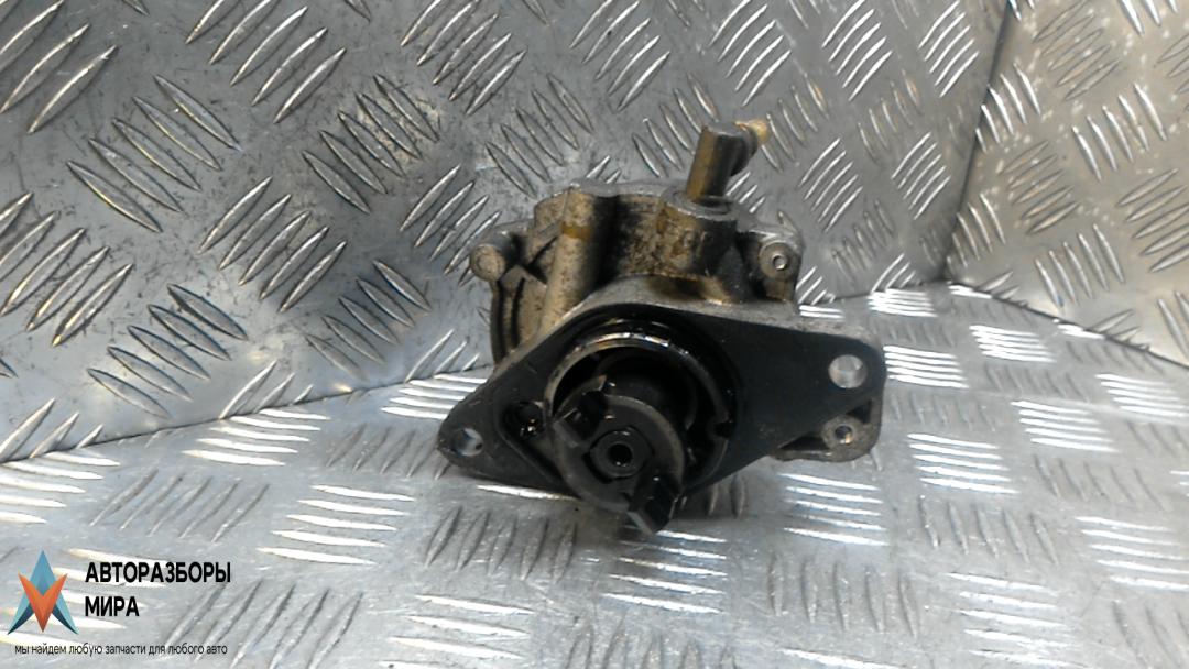 насос вакуумный Opel Corsa D 2007, 1.3 л., дизель, МКПП, хетчбэк 5 дв., 55268136, 670050980, 55221036, 55268636, K68318830AA, 01206026, 68318830AA, 055221037, 01206572, 093178178, 73501167, 18130N86J00, 9S512A451BA, 1539104, 1206574, 93184211 - фото №1