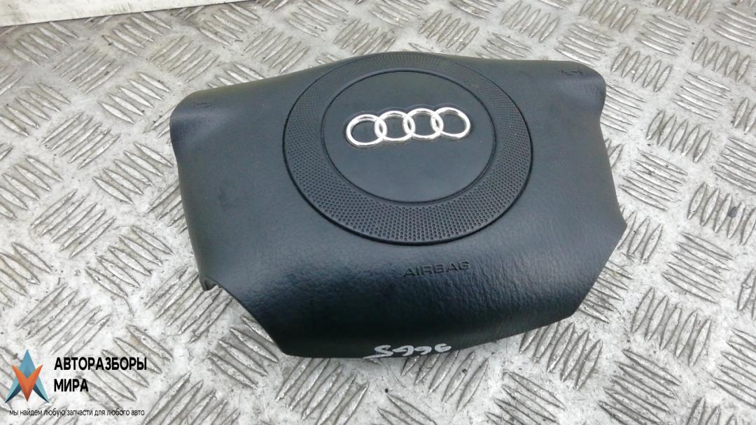 подушка безопасности водителя Audi A6 4B/C5 1999, 2.4 л., бензин, АКПП, универсал - фото №1
