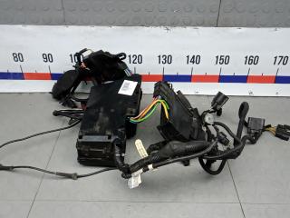 блок предохранителей Ford Escape 3 поколение 2014, 1.6 л., бензин, АКПП, внедорожник 5 дв.