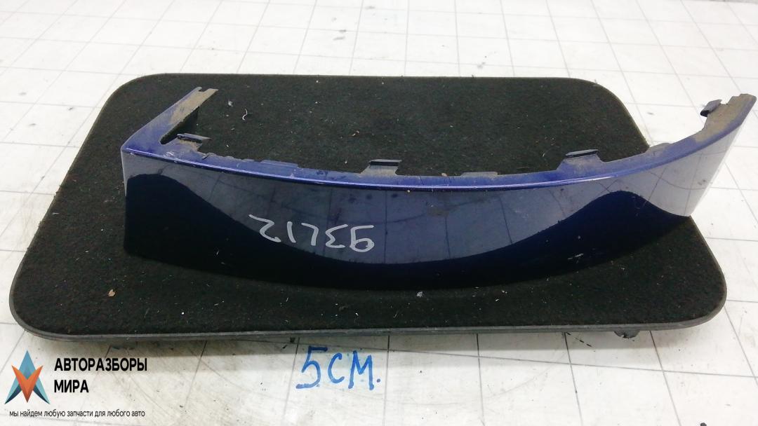 ус под фонарь правый Skoda Octavia 2 поколение (A5) 2006, 1.9 л., D TDI PD, дизель, вариатор, хетчбэк 5 дв. - фото №1