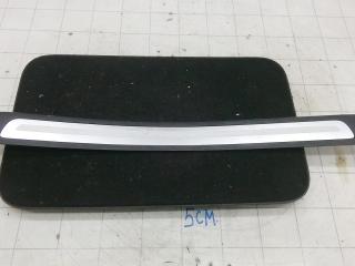 накладка на порог внутренняя Audi A6 4G/C7 2012, 2.0 л., дизель, МКПП, седан