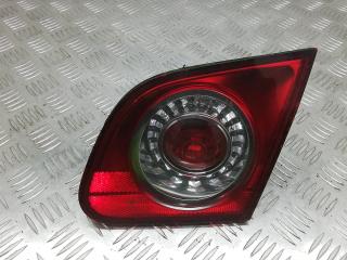 фонарь крышки багажника правый Volkswagen Passat B6 2006, 1.9 л., дизель, МКПП, седан