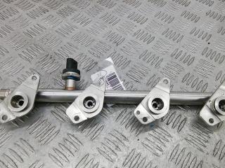 топливная рампа Mercedes-Benz CLA-Класс C117 2015, 1.6 л., бензин, АКПП, универсал, A2700701595