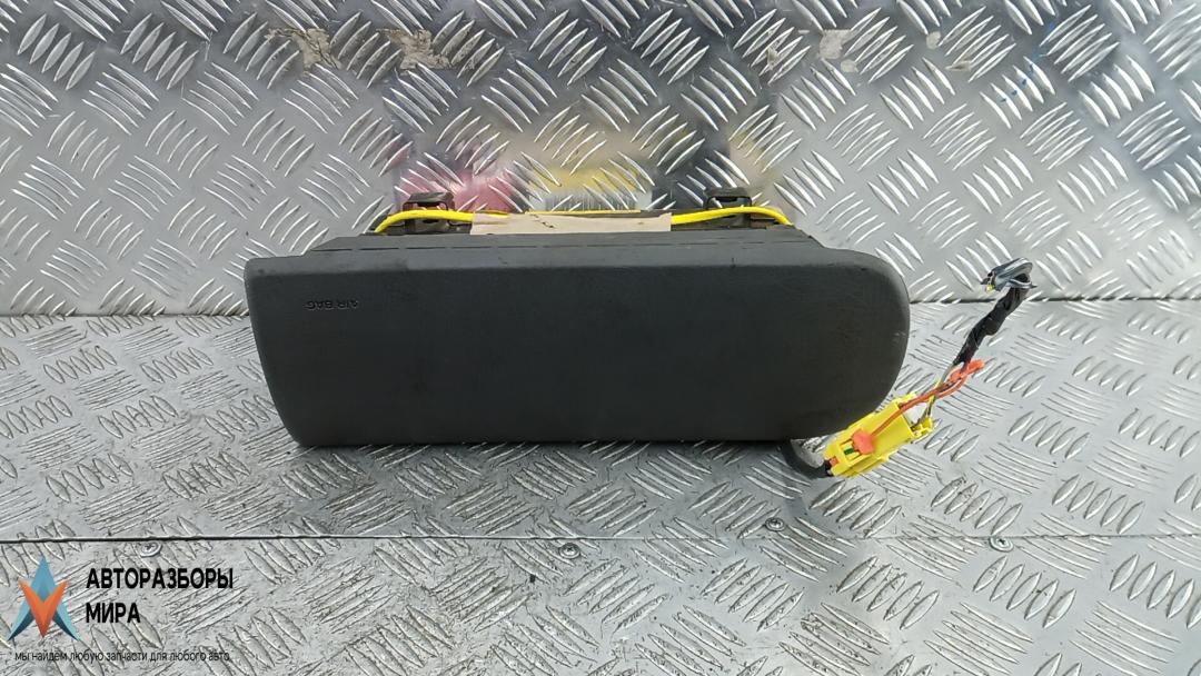 подушка безопасности пассажира Chevrolet TrailBlazer 1 поколение 2004, 4.2 л., бензин, АКПП, внедорожник 5 дв. - фото №1