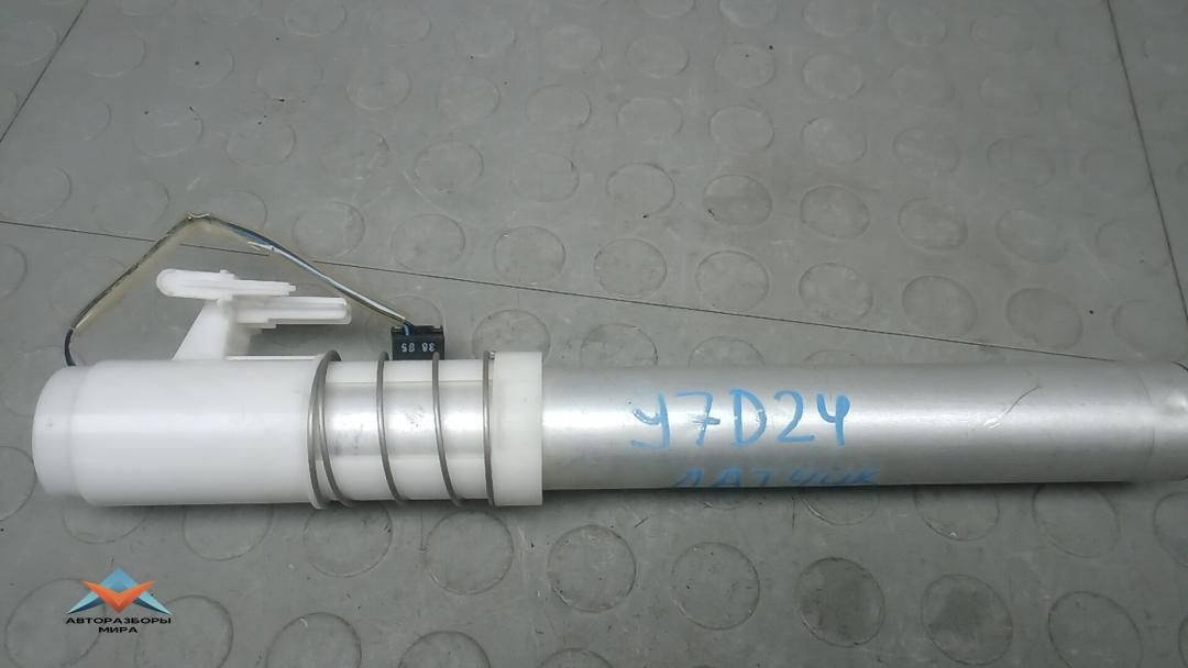 датчик уровня топлива Volkswagen Phaeton 1 поколение 2005, 3.0 л., дизель, АКПП, седан, 1K0919133D, 1J0919133B, 8E0919133G, 3D0919673L, 3D0919673M, 4B0973732 - фото №1