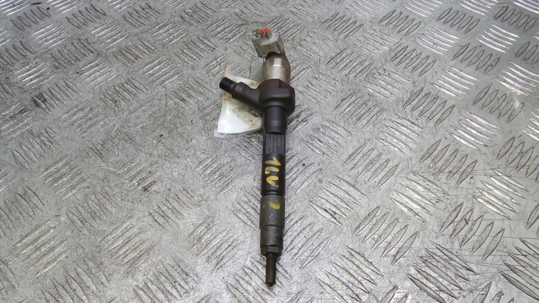 форсунка Mazda 3 BL 2010, 2.2 л., дизель, МКПП, хетчбэк 5 дв., R2AA13H50 - фото №1