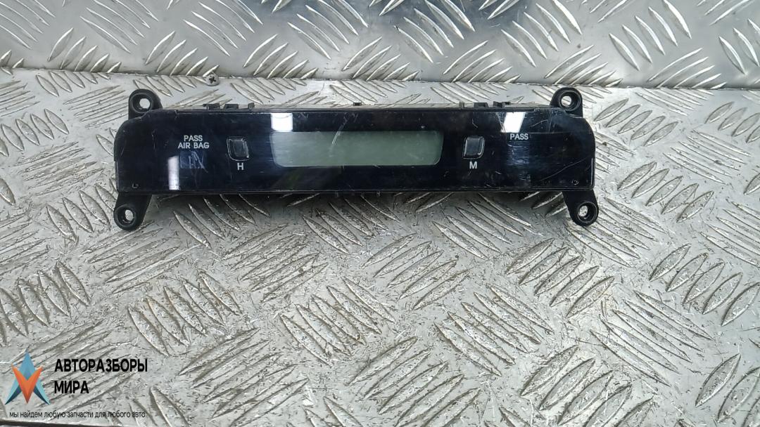 монитор Hyundai Sonata YF 2011, 2.4 л., бензин, АКПП, седан, 945103Q000 - фото №1