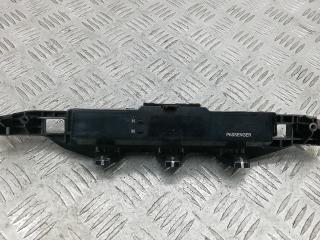 монитор Toyota Highlander 3 поколение [рестайлинг] 2016, 3.5 л., бензин, АКПП, внедорожник 5 дв., 839100E070