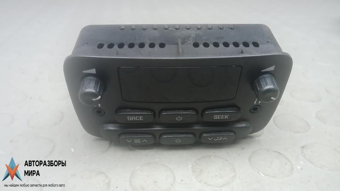 блок управления печки / климат-контроля Chevrolet TrailBlazer 1 поколение 2004, 4.2 л., бензин, АКПП, внедорожник 5 дв., 15082687 - фото №1