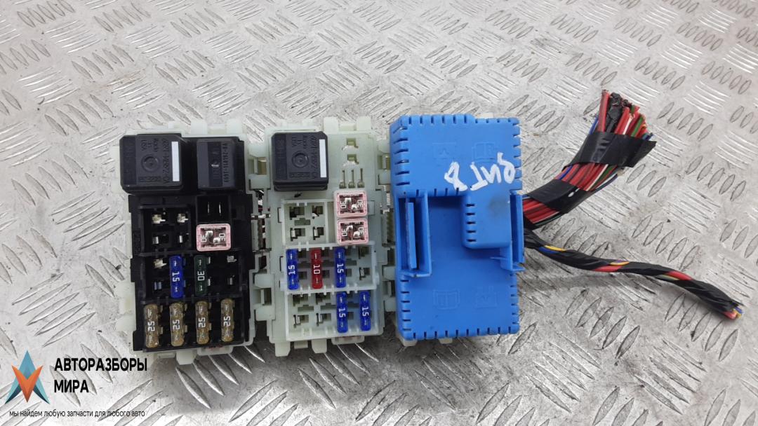 блок предохранителей Volvo V70 3 поколение 2009, 2.4 л., дизель, АКПП, универсал, . - фото №1