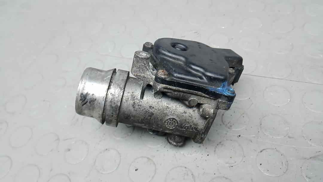 заслонка дроссельная Renault Megane 3 поколение 2011, 1.5 л., дизель, МКПП, хетчбэк 5 дв., 8200614985 - фото №1