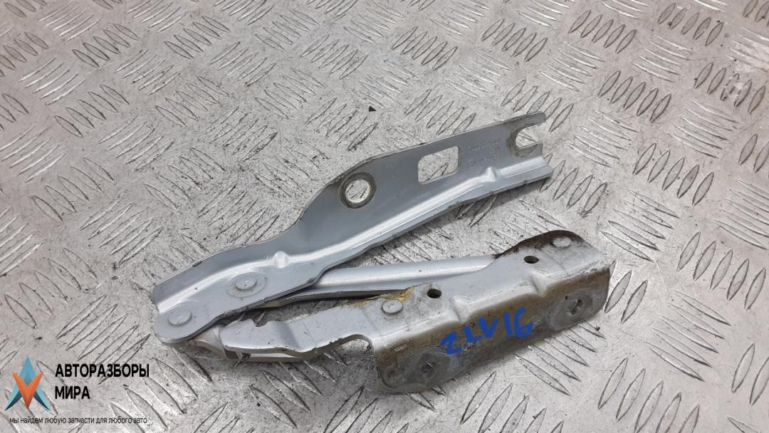 петля капота Volkswagen Eos 1 поколение 2008, 1.4 л., TSI, бензин, МКПП, купе, 1Q0823301C, 1Q0823302C - фото №1