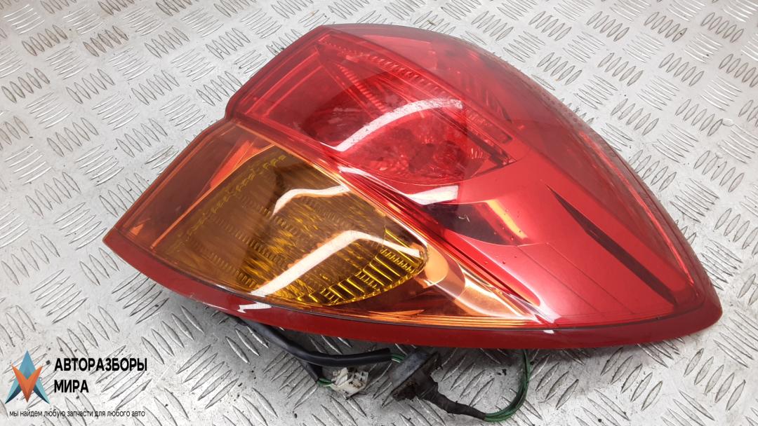 фонарь задний правый Subaru Legacy 4 поколение 2006, 2.5 л., бензин, МКПП, универсал, 84201AG000 - фото №1