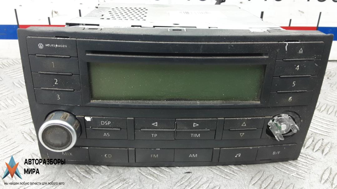 магнитола Volkswagen Touareg 1 поколение 2005, 2.5 л., дизель, МКПП, внедорожник 5 дв., 7L6035195 - фото №1