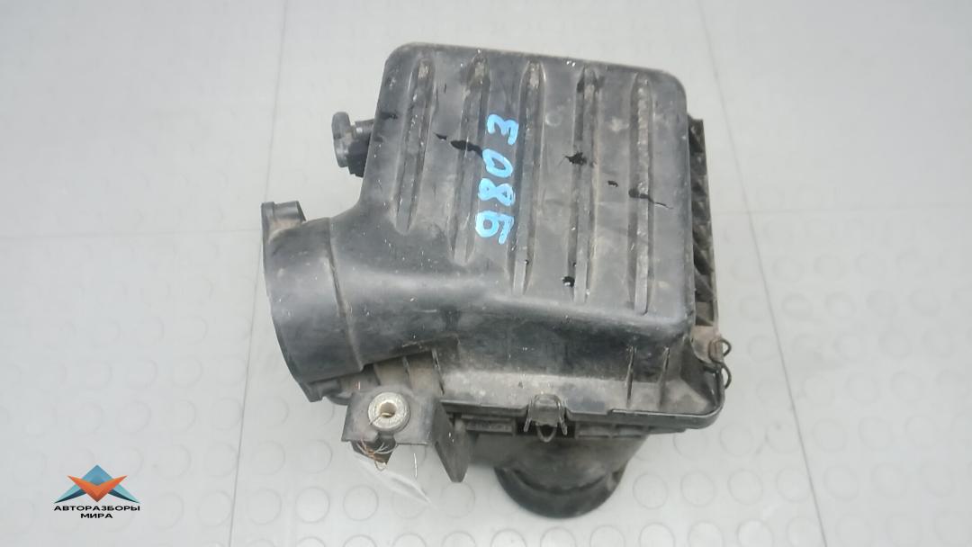 корпус воздушного фильтра Chrysler 300C 1 поколение 2008, 3.0 л., дизель, АКПП, седан - фото №1