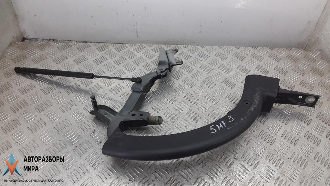 петля крышки багажника Audi A6 4G/C7 2012, 3.0 л., бензин, АКПП, седан, 4G5827301B, 4G5827302B - фото №1