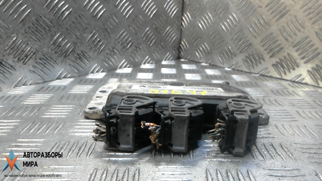 ЭБУ Renault Modus 2 поколение 2007, 1.6 л., бензин, АКПП, хетчбэк 5 дв., 8200376474, 215853905A, 6060518034 - фото №1