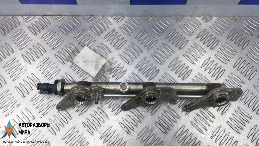 топливная рампа Mercedes-Benz M-Класс W166 2015, 3.5 л., бензин, АКПП, внедорожник 5 дв., A2760703995 - фото №1