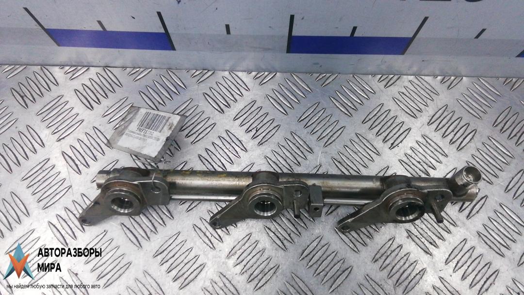 топливная рампа Mercedes-Benz M-Класс W166 2015, 3.5 л., бензин, АКПП, внедорожник 5 дв., A2769794095 - фото №1